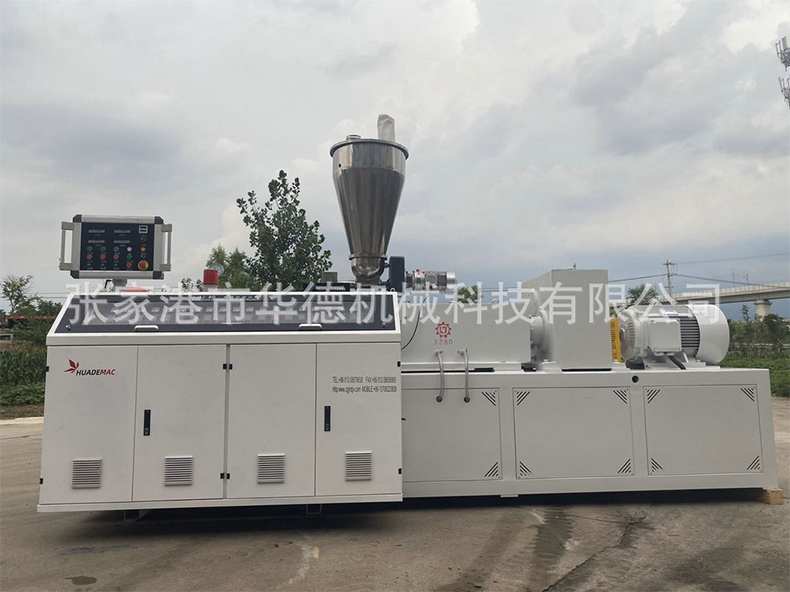 PVC200-400-630-800排水給水管生產線大口徑擠（jǐ）出機塑料管材設備