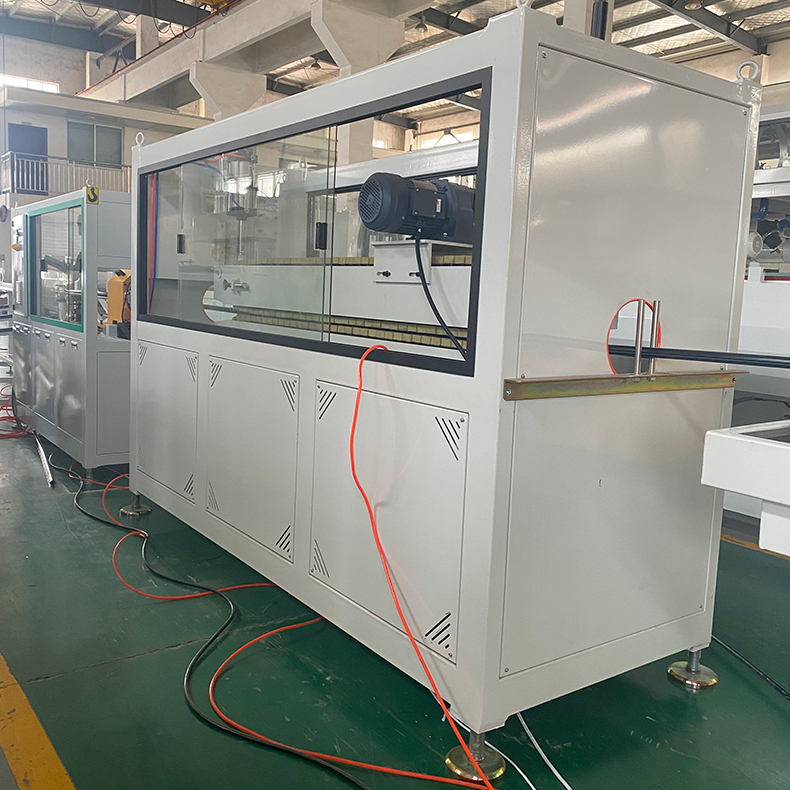 20-63HDPE管材擠出機（jī）設備 PE管材生產線 PE管材生產設備（bèi） 塑料管材擠（jǐ）出機生產線機器出口