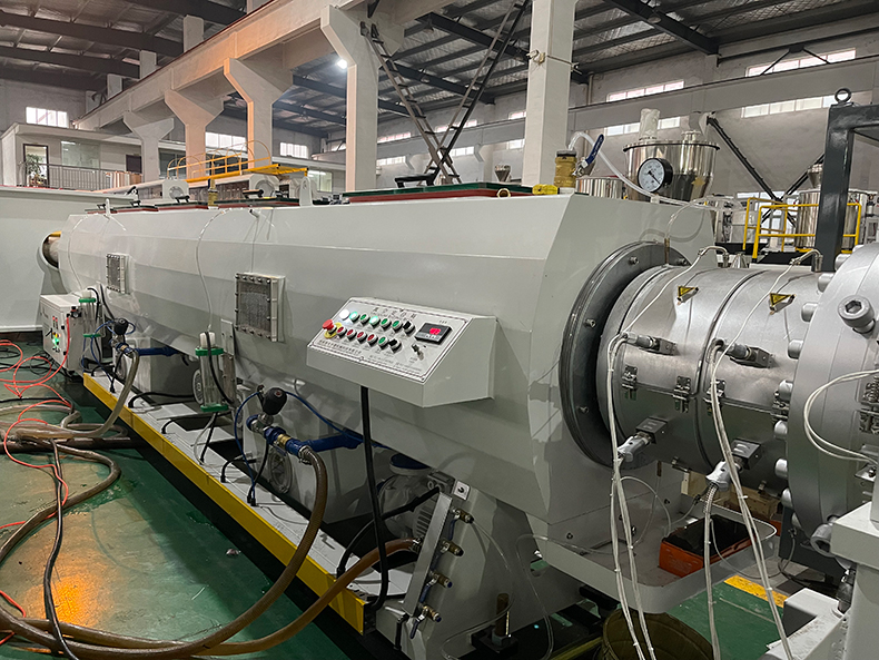 PVC110-400管材生產線 PVC給水排（pái）水塑料管材生產設備